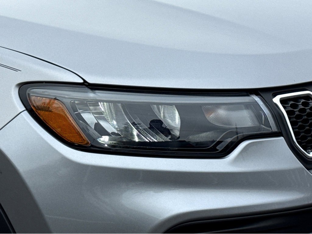 Certified 2024 Jeep Compass Latitude image 5