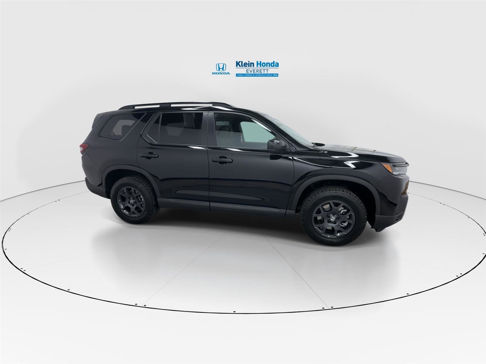 New 2026 Honda Pilot TrailSport image 3