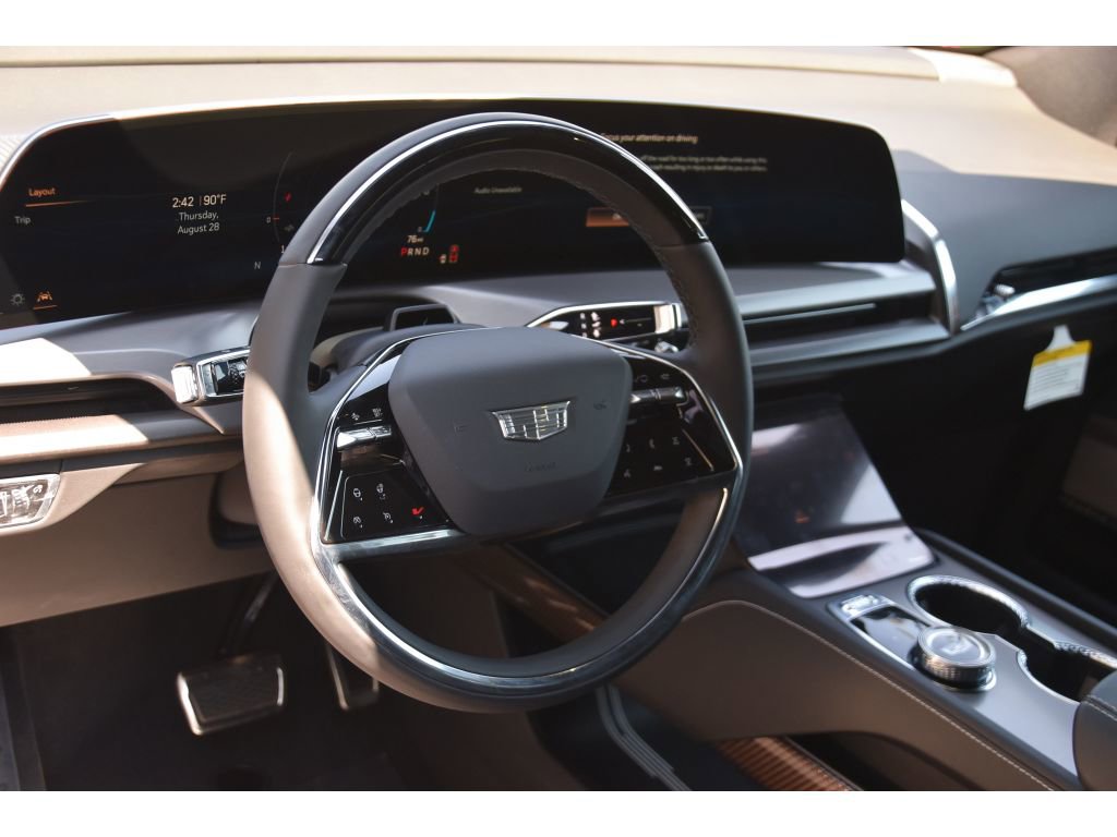 New 2026 Cadillac Vistiq Sport image 12