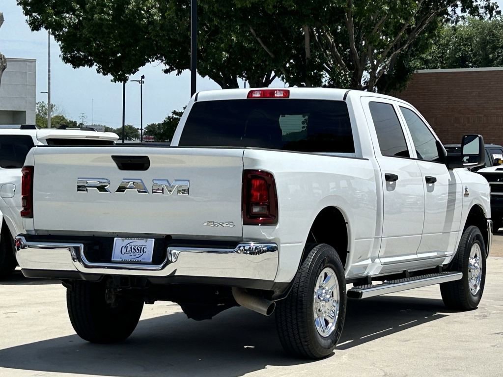 Used 2025 RAM 2500 Tradesman w/ Chrome Appearance Group AWD/4WD image 4