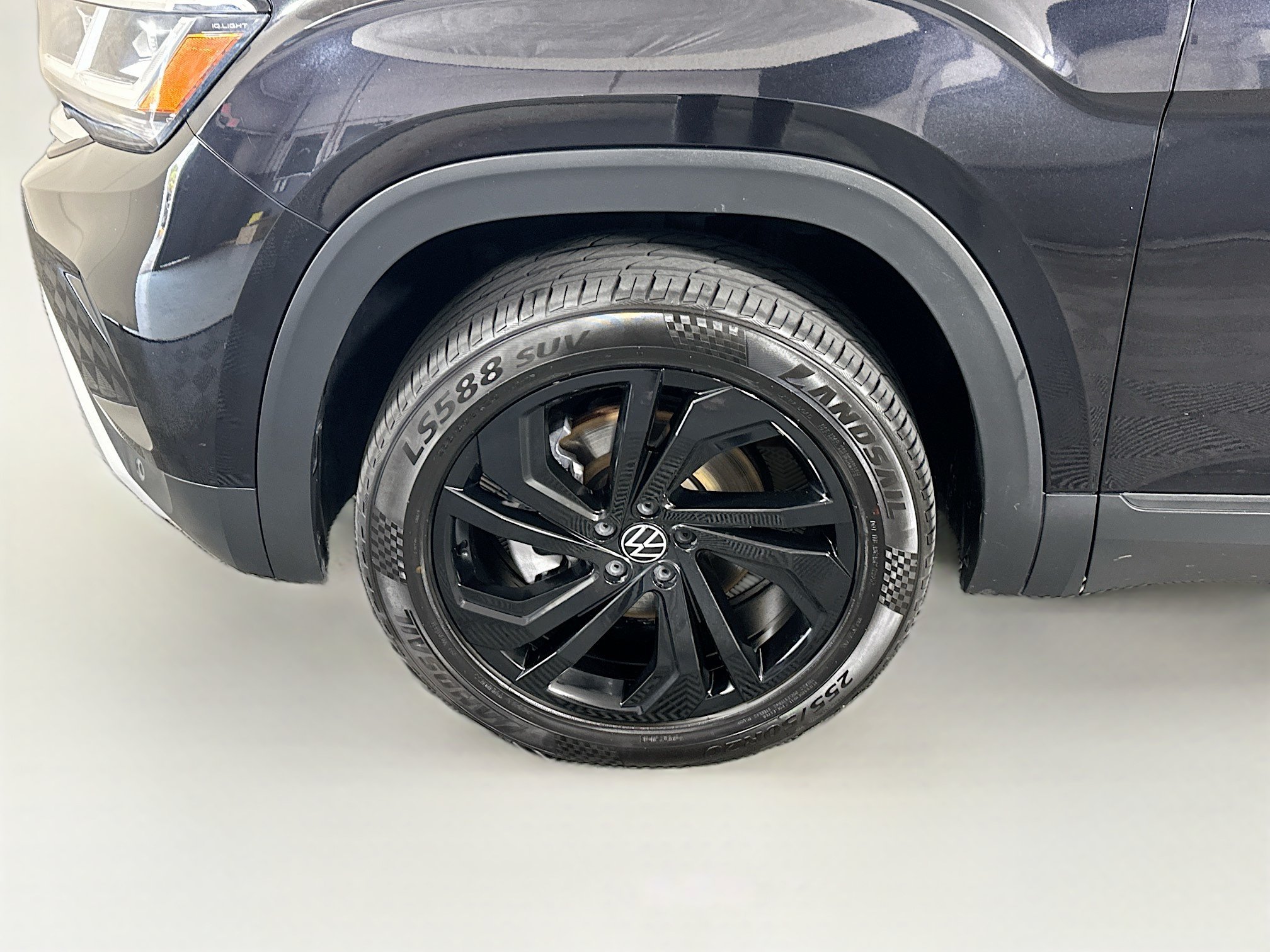 Used 2022 Volkswagen Atlas SE FWD image 11