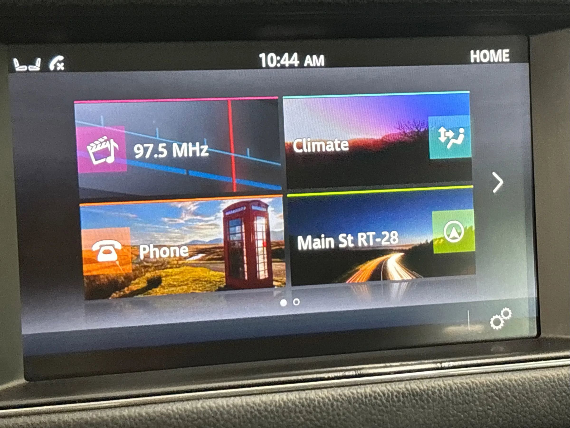 Used 2018 Jaguar XF Premium image 44