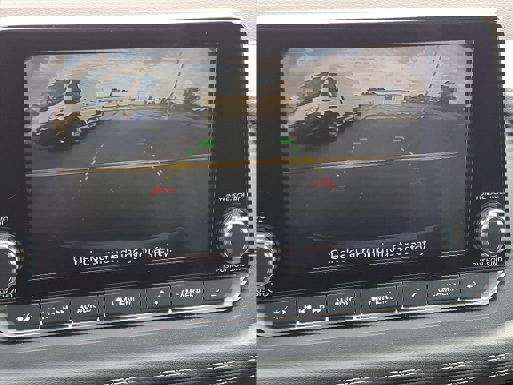 Used 2023 Nissan Rogue SV image 24