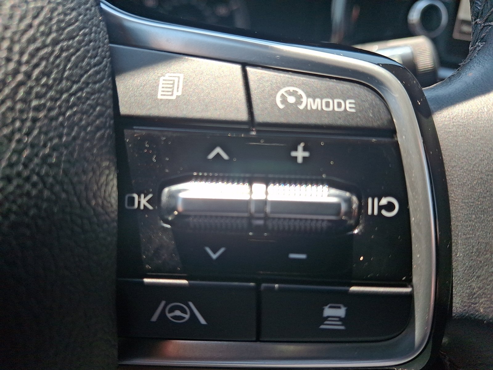 Used 2023 Kia Sorento X-Line EX AWD/4WD image 21