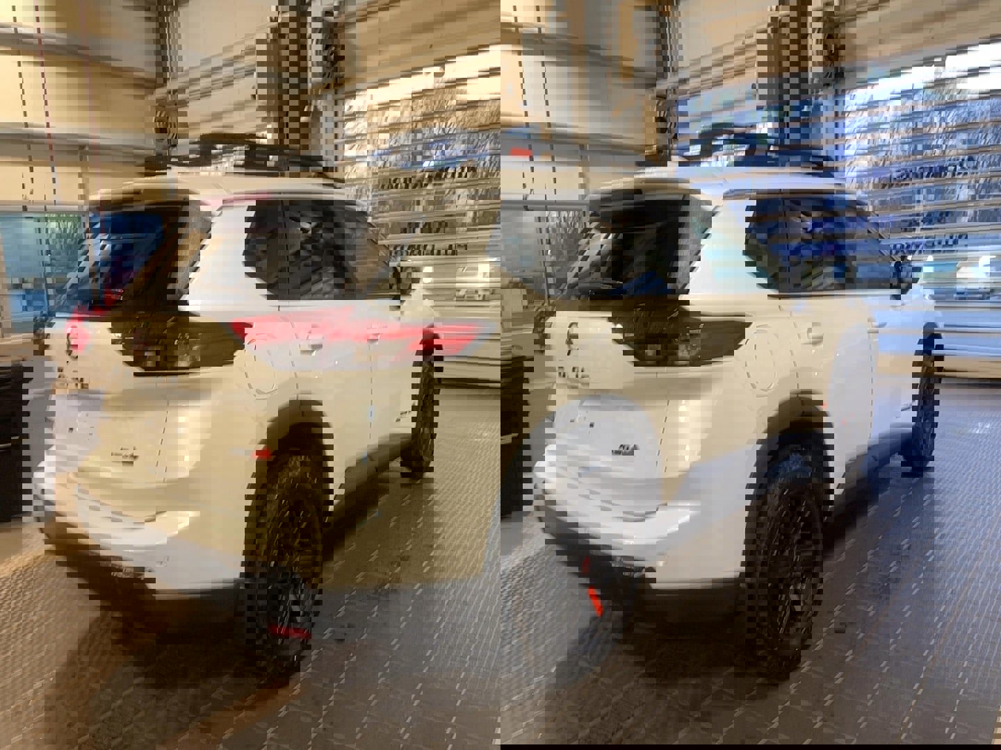 Used 2025 Nissan Rogue SV w/ Rock Creek Premium Package image 16