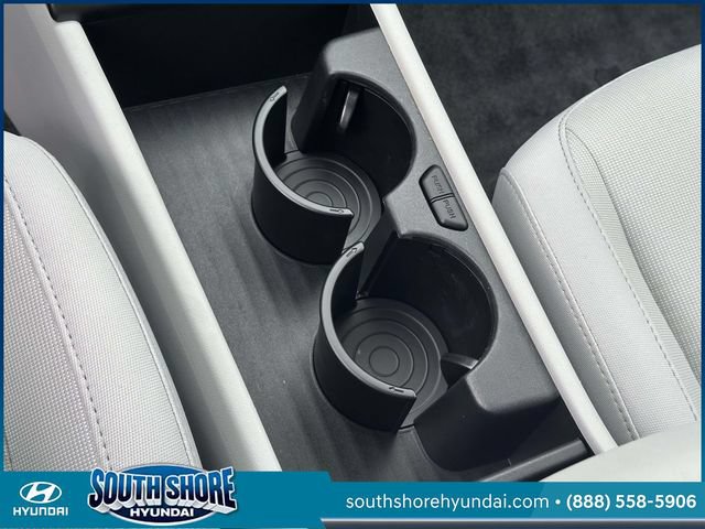 Certified 2025 Hyundai Kona SEL AWD/4WD image 37