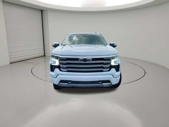 New 2026 Chevrolet Silverado 1500 High Country w/ High Country Premium Package AWD/4WD image 2