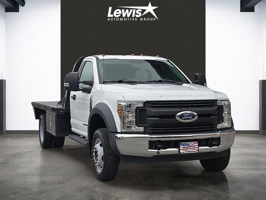 Used 2018 Ford F550 2WD Regular Cab Super Duty image 6
