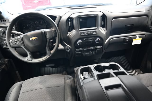 New 2026 Chevrolet Silverado 2500 Custom w/ Custom Value Package AWD/4WD image 13