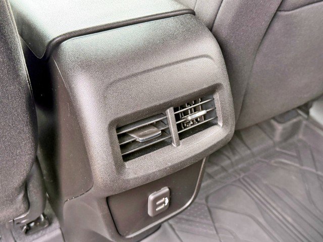 Certified 2021 Chevrolet Equinox LT image 17