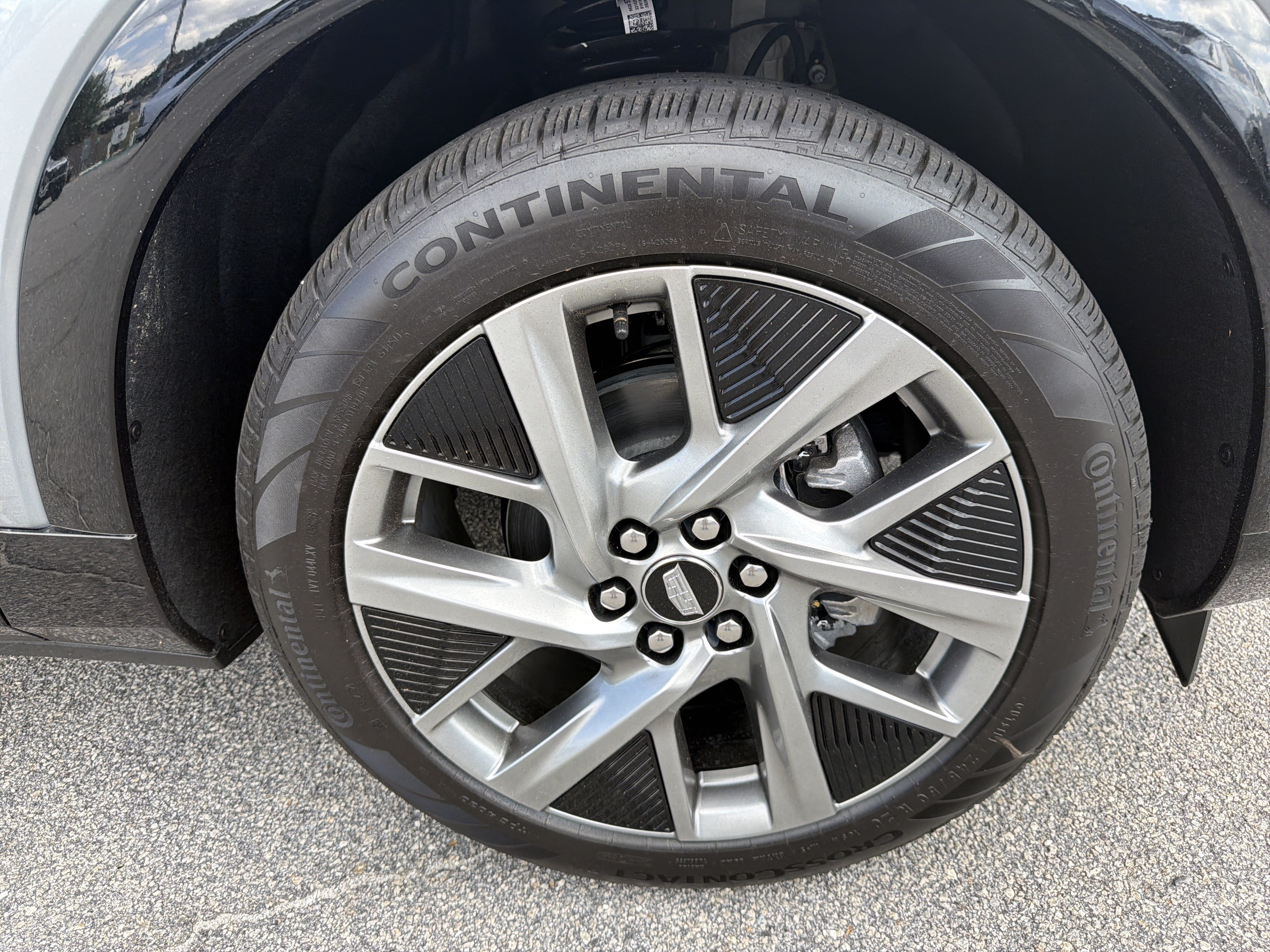 New 2027 Cadillac Optiq Luxury RWD image 13