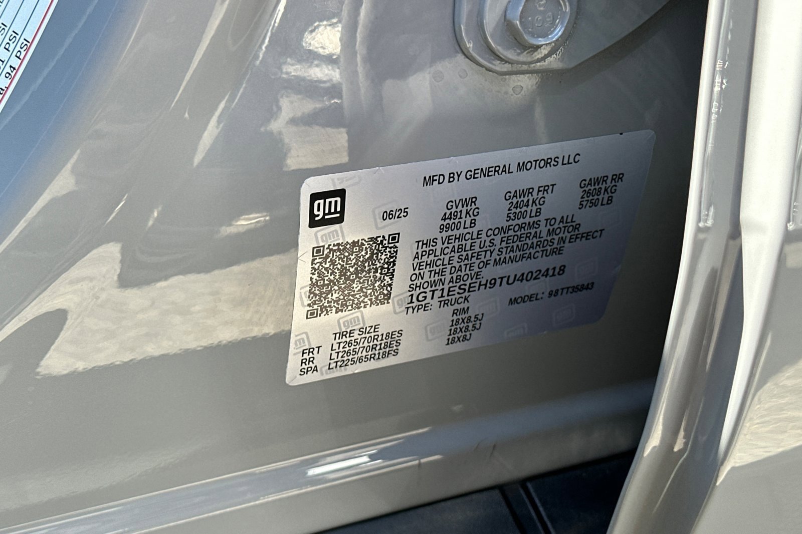 New 2026 GMC Sierra EV Elevation image 22