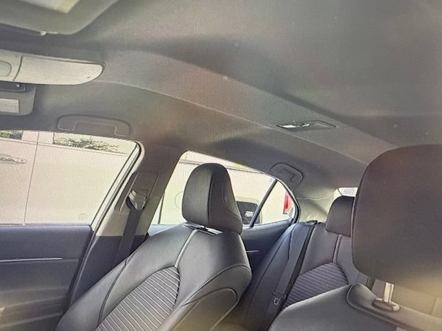 Used 2023 Toyota Camry SE AWD/4WD image 8