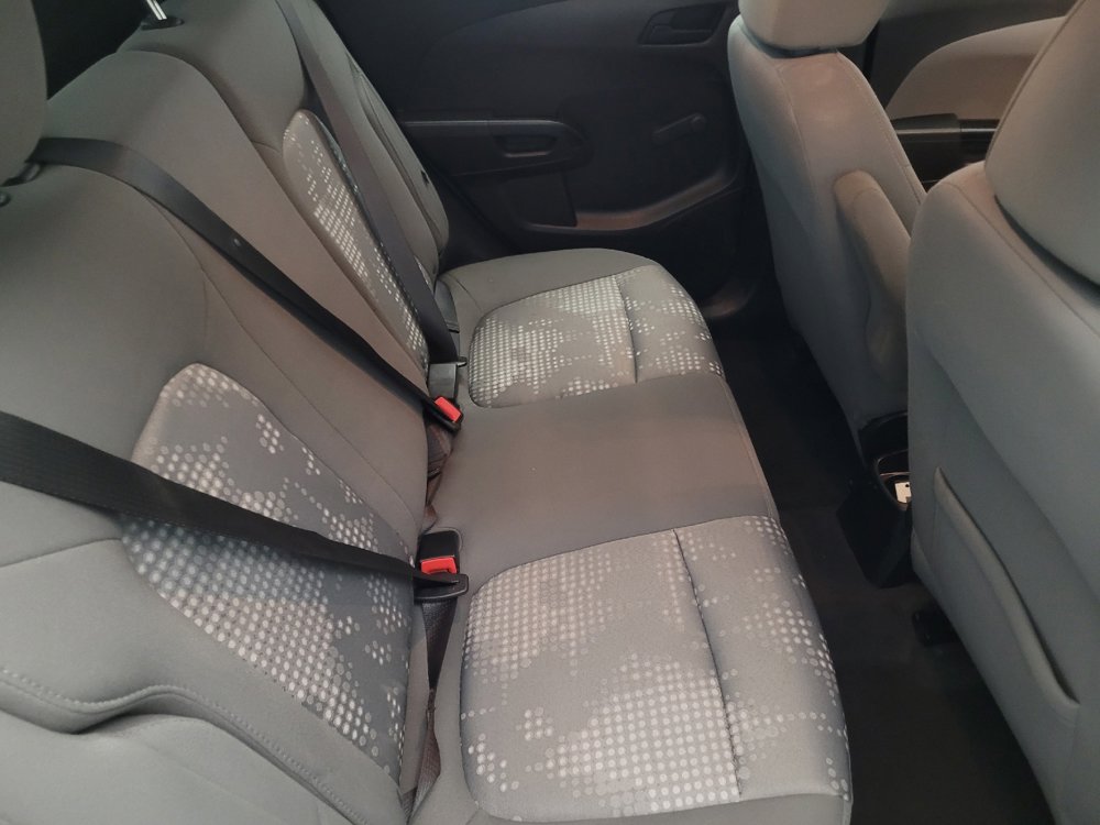 Used 2020 Chevrolet Sonic LT image 19