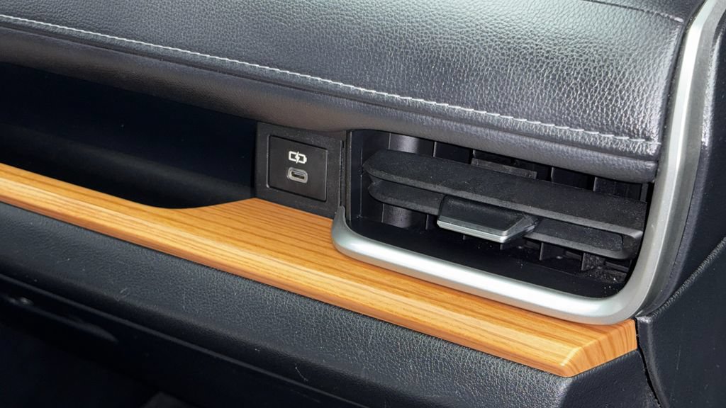 Used 2024 Toyota Grand Highlander AWD image 47
