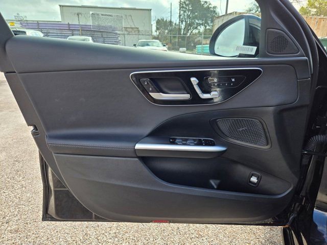 Used 2025 Mercedes-Benz C 300 Sedan image 13