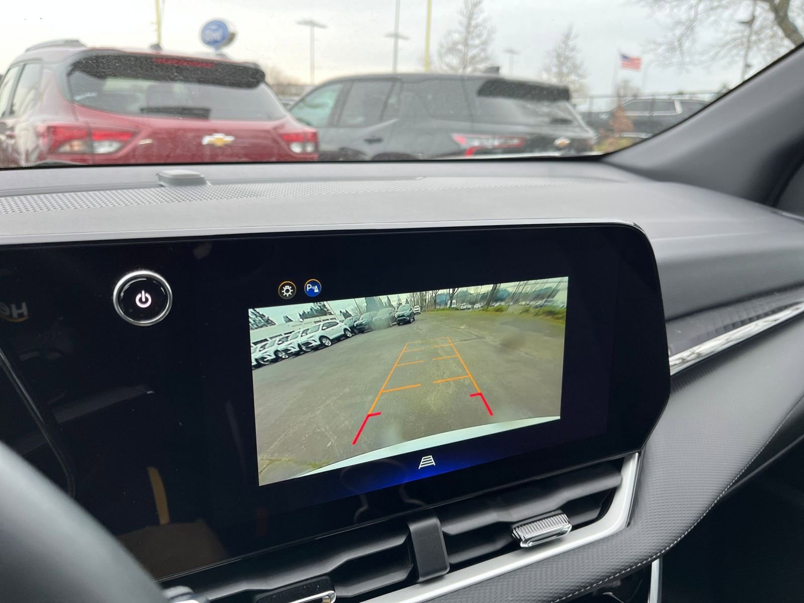 Used 2025 Chevrolet Equinox LT image 18