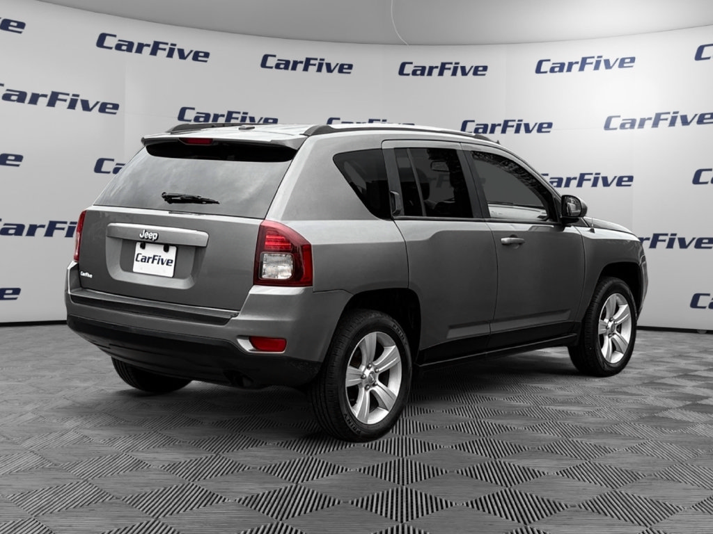 Used 2014 Jeep Compass Latitude AWD/4WD image 6