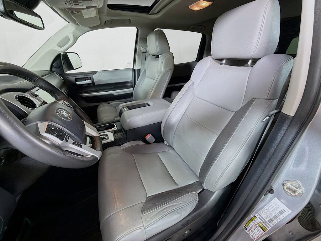 Used 2020 Toyota Tundra Limited w/ Limited Premium Package AWD/4WD image 12