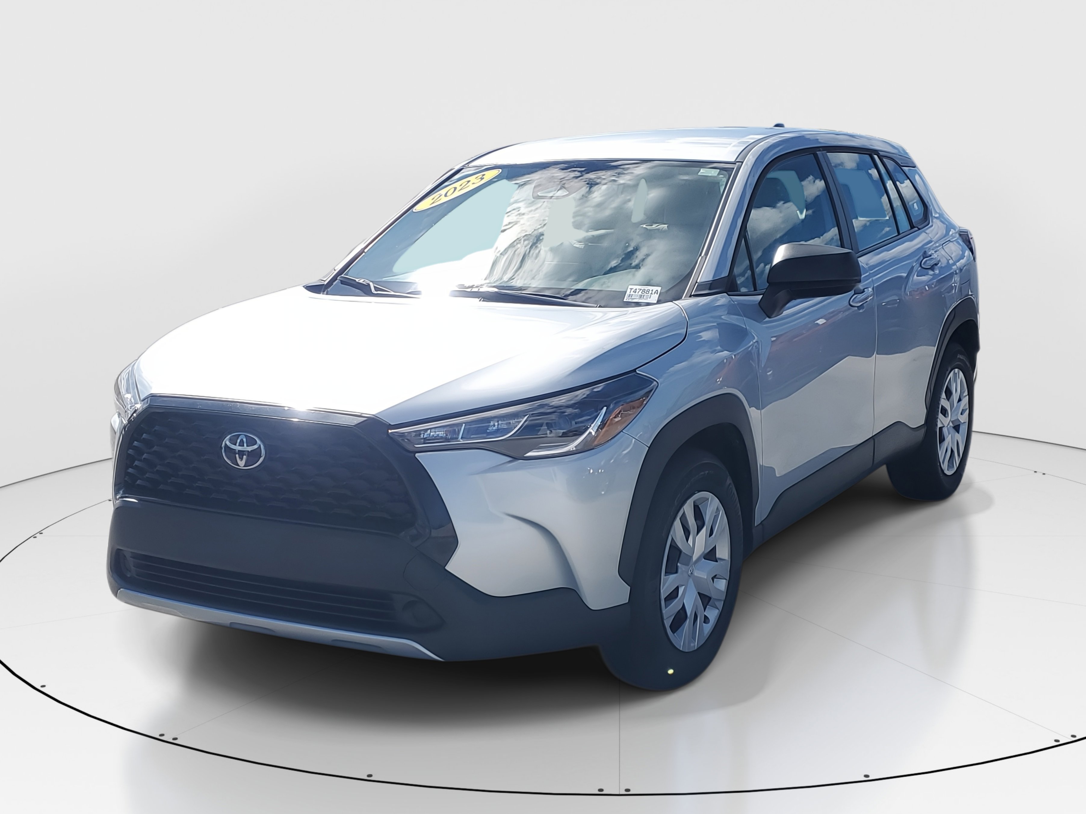 New 2023 Toyota Corolla Cross L image 4