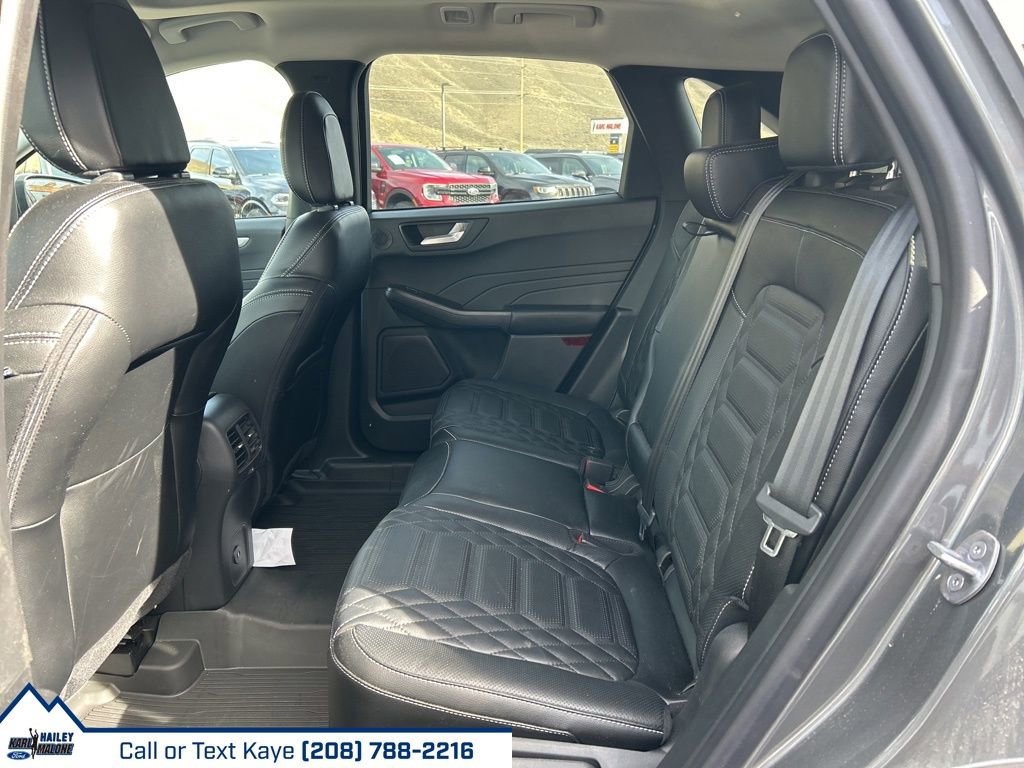 Used 2024 Ford Escape SE w/ PHEV Premium Package image 13