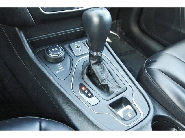 Used 2022 Jeep Cherokee Latitude image 25