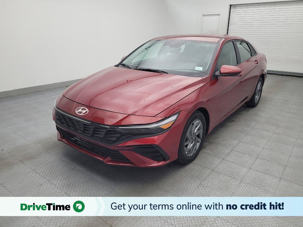 Used 2024 Hyundai Elantra SEL FWD image 1