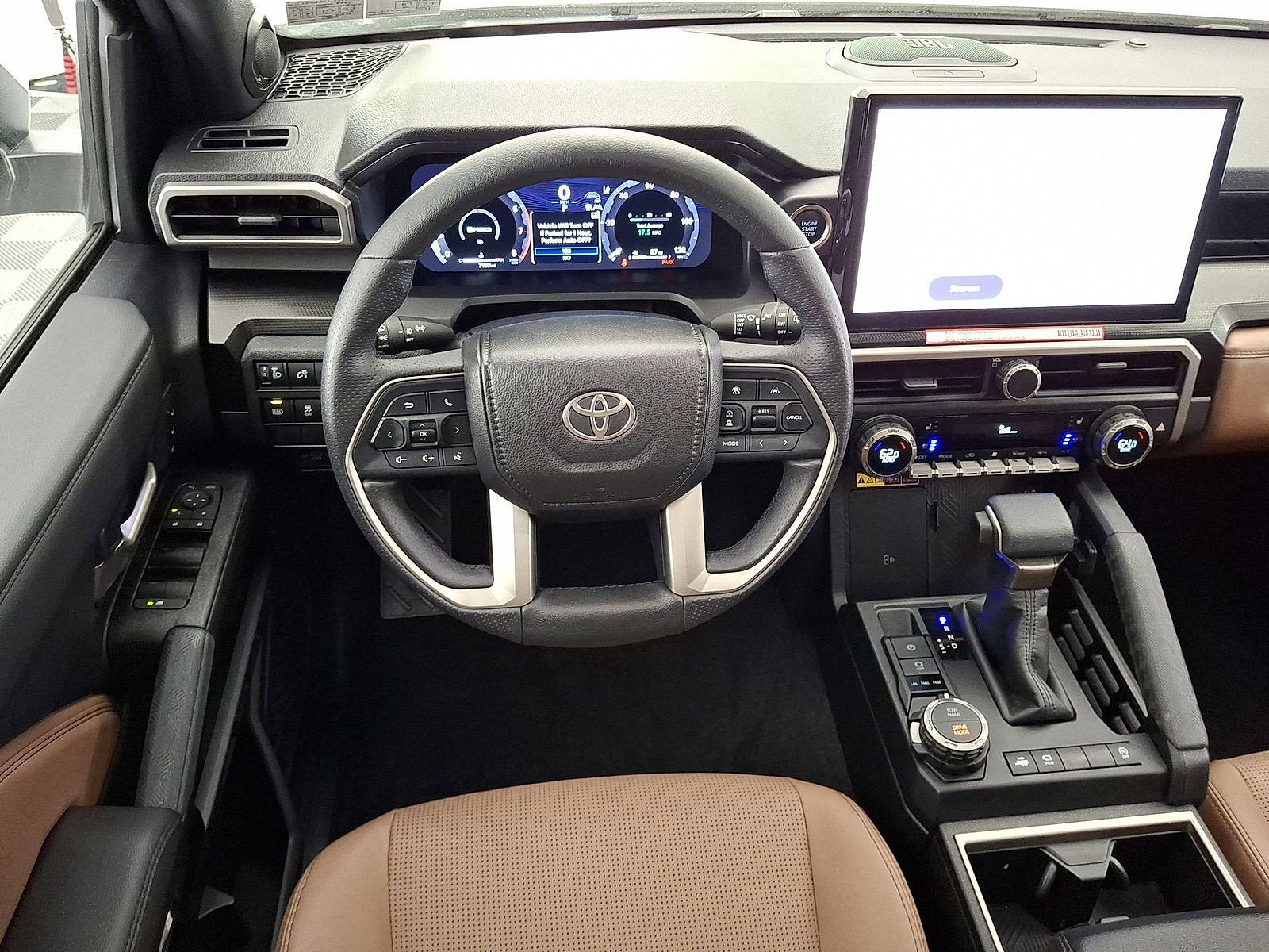 Used 2025 Toyota 4Runner Limited w/ Tow Technology Package image 21