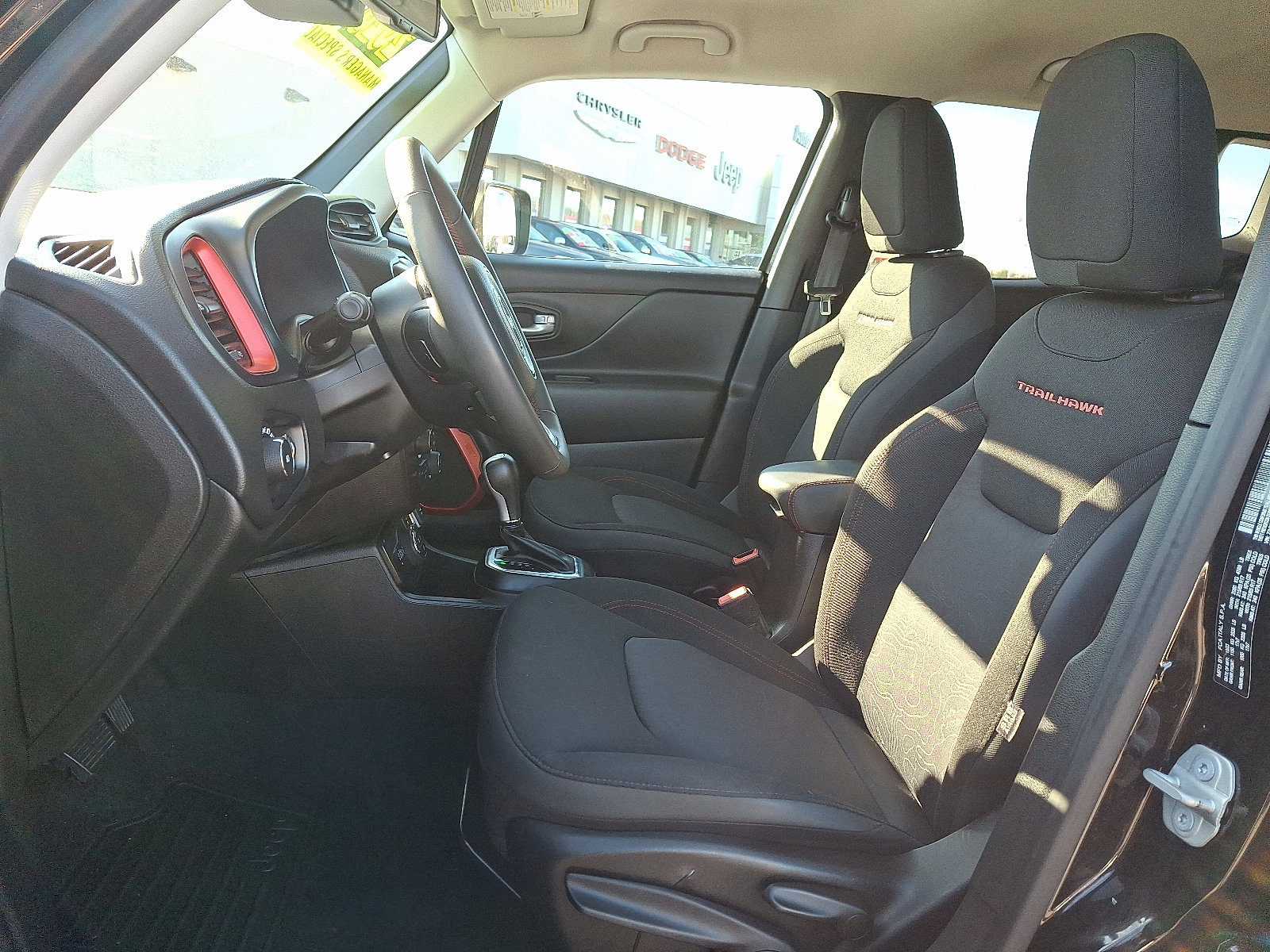 Used 2023 Jeep Renegade Trailhawk image 14