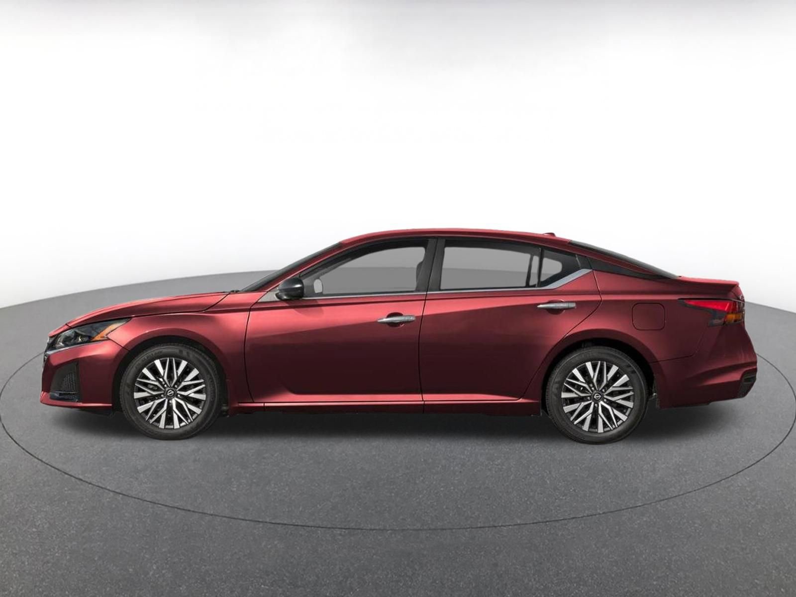 Used 2025 Nissan Altima 2.5 SV FWD image 3