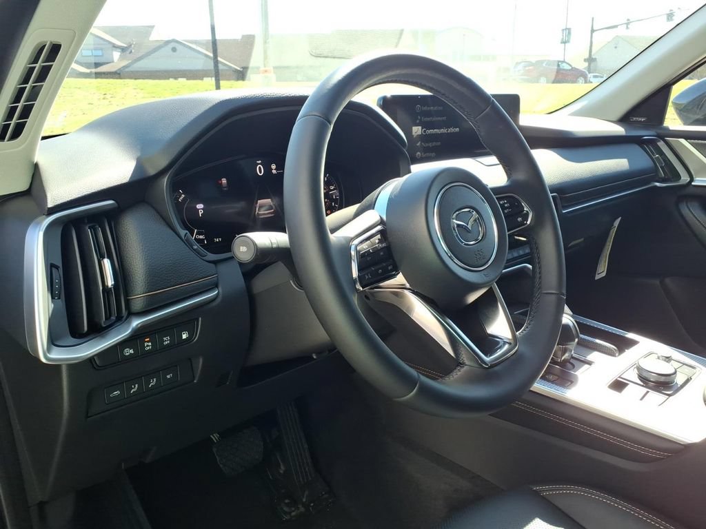 New 2026 MAZDA CX-90 Plug-In Hybrid w/Premium Sport AWD/4WD image 15