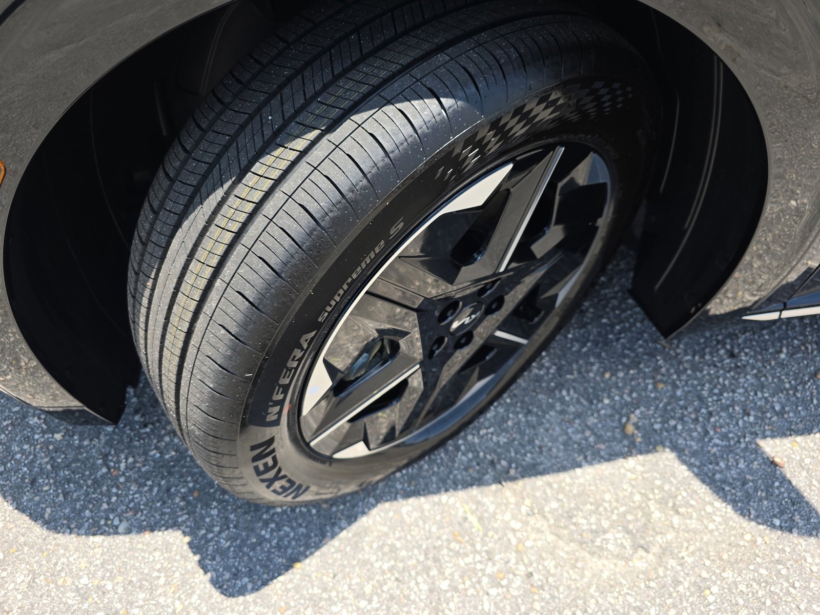 New 2025 Kia EV6 Wind image 29