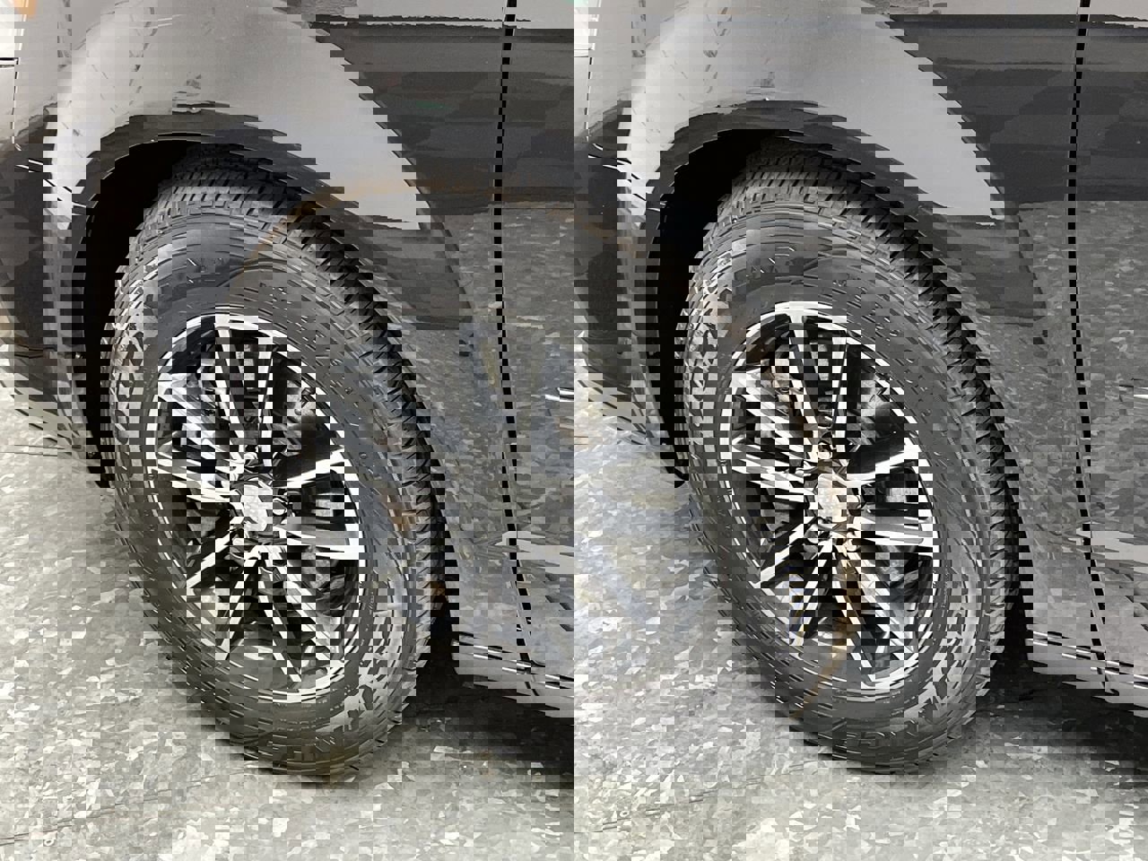 Used 2016 Dodge Grand Caravan R/T image 26