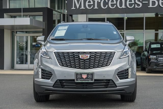 Used 2025 Cadillac XT5 Luxury FWD image 2