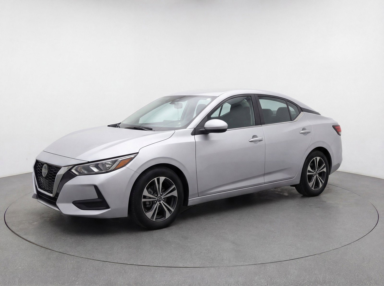 Used 2023 Nissan Sentra SV image 3