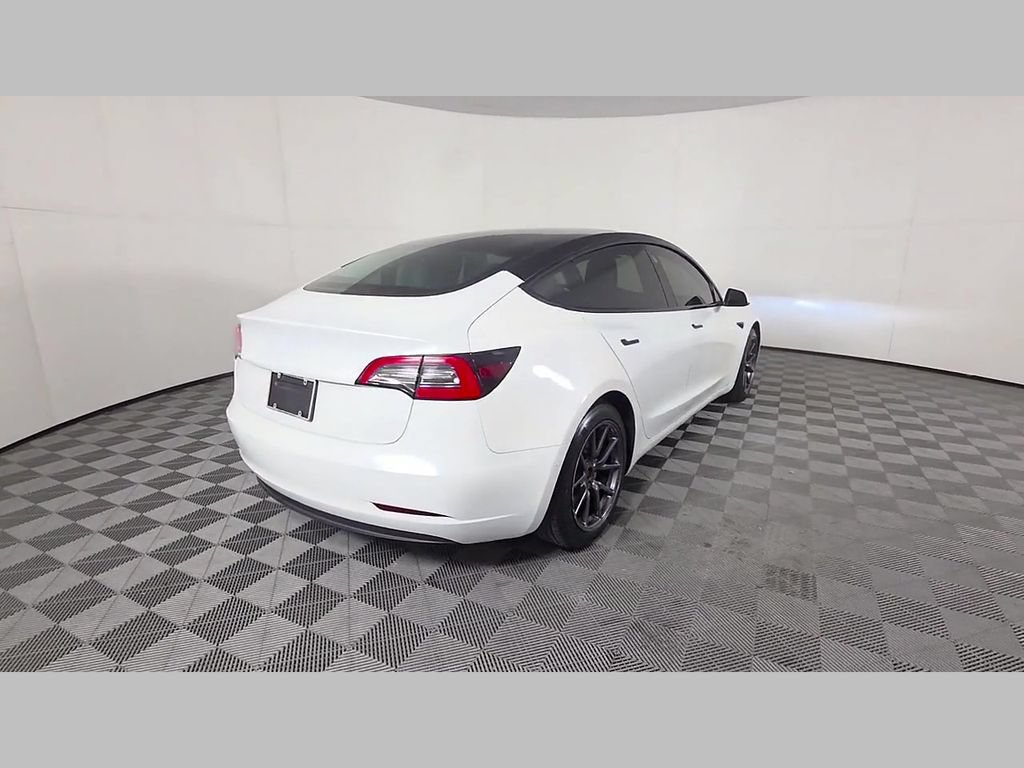 Used 2020 Tesla Model 3 Standard Range Plus RWD image 41