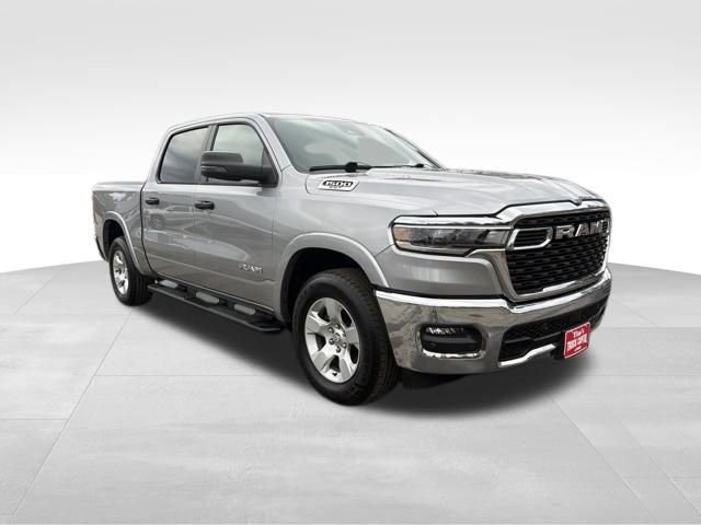Used 2025 RAM 1500 Big Horn AWD/4WD image 1