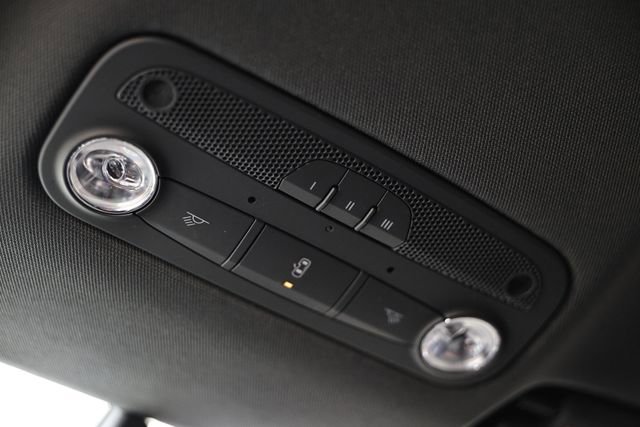 Used 2011 Audi R8 V10 AWD/4WD image 48