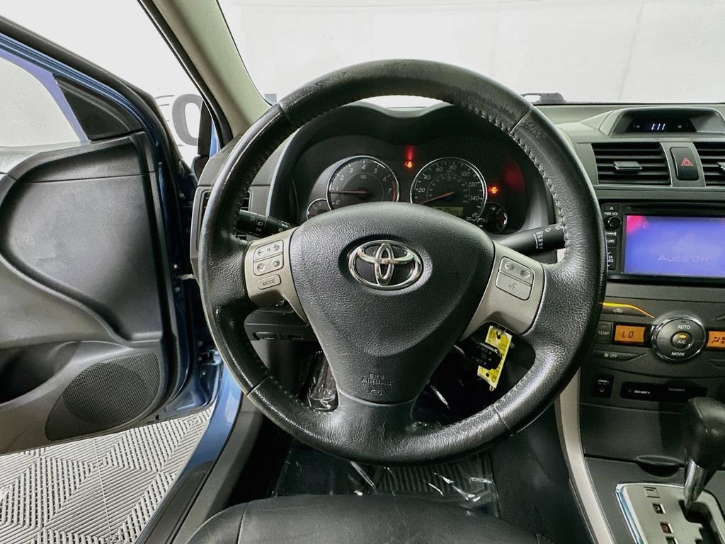 Used 2013 Toyota Corolla S w/ Premium Complete Pkg FWD image 13
