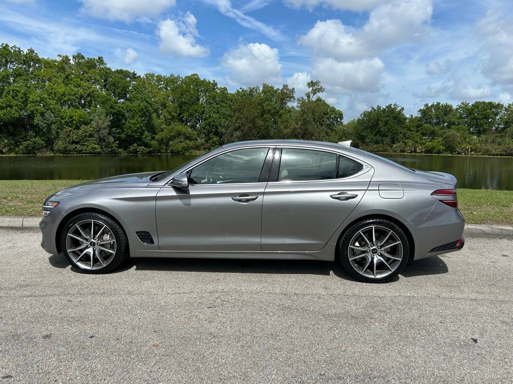 Used 2024 Genesis G70 2.5T image 2