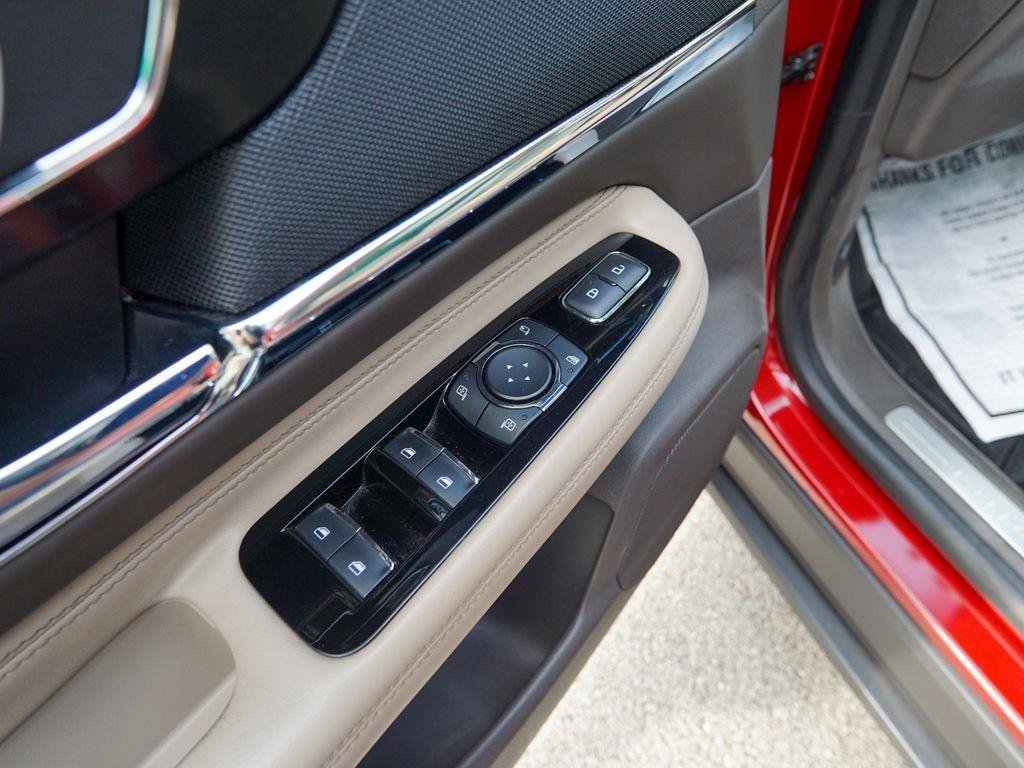 Used 2020 Lincoln Corsair Reserve w/ Equipment Group 201A FWD image 20