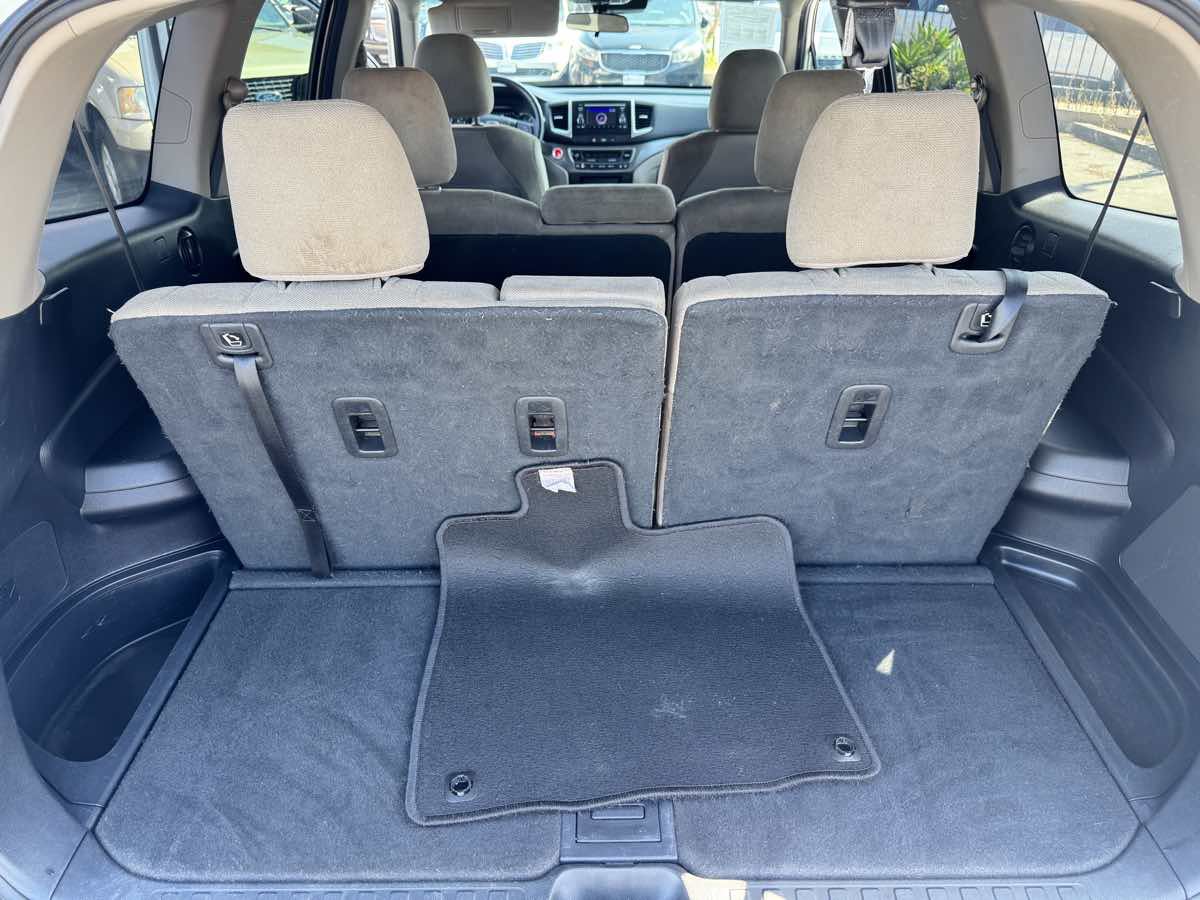 Used 2019 Honda Pilot LX image 24
