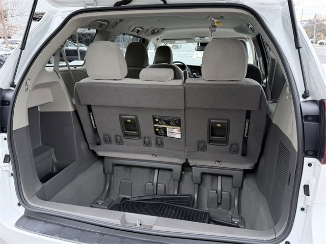 Certified 2020 Toyota Sienna LE image 18