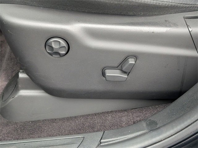 Used 2018 Jeep Grand Cherokee Altitude image 13