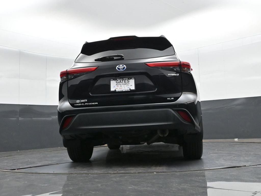 Used 2023 Toyota Highlander Bronze Edition image 31