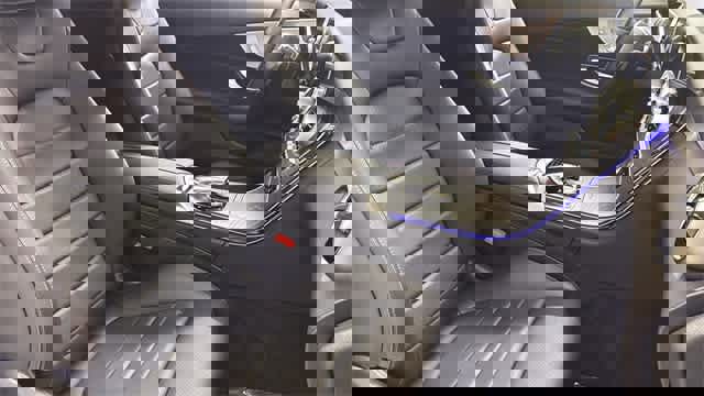 Used 2021 Mercedes-Benz C 300 4MATIC Cabriolet image 31