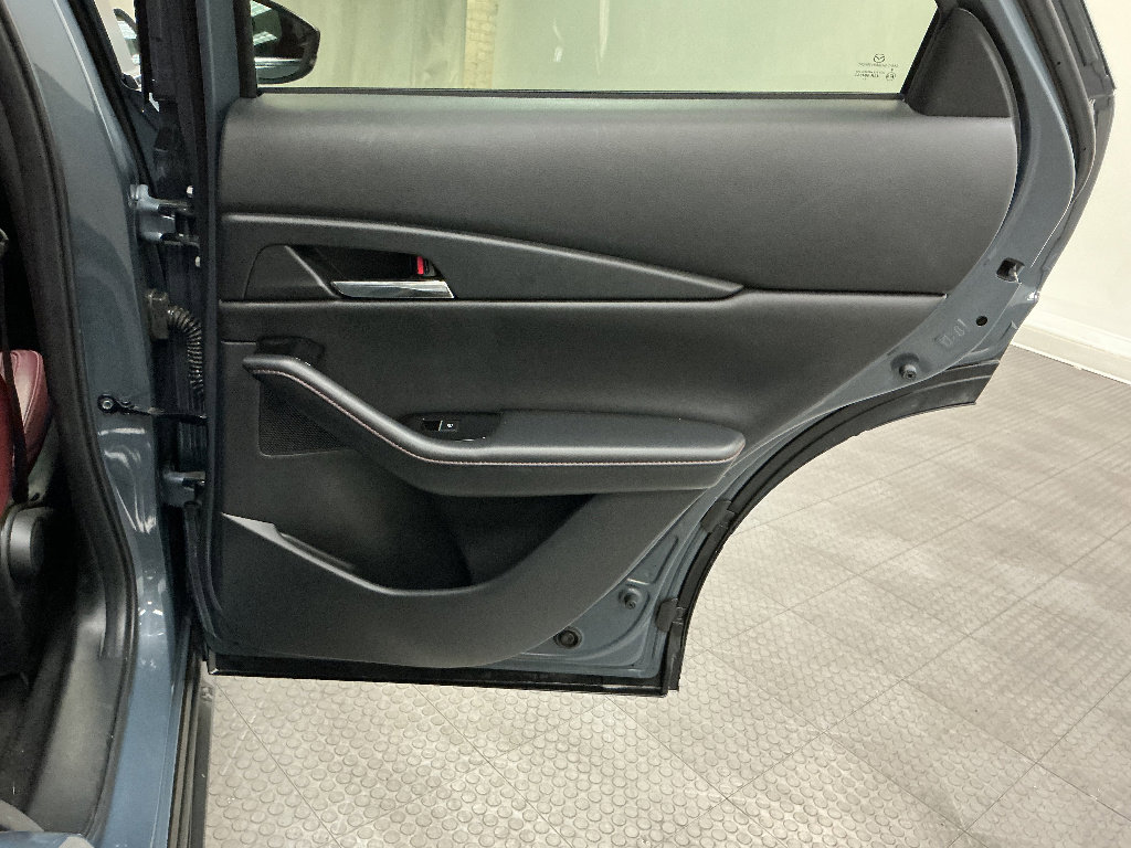 Used 2023 MAZDA CX-30 AWD 2.5 S w/ Preferred Package image 22