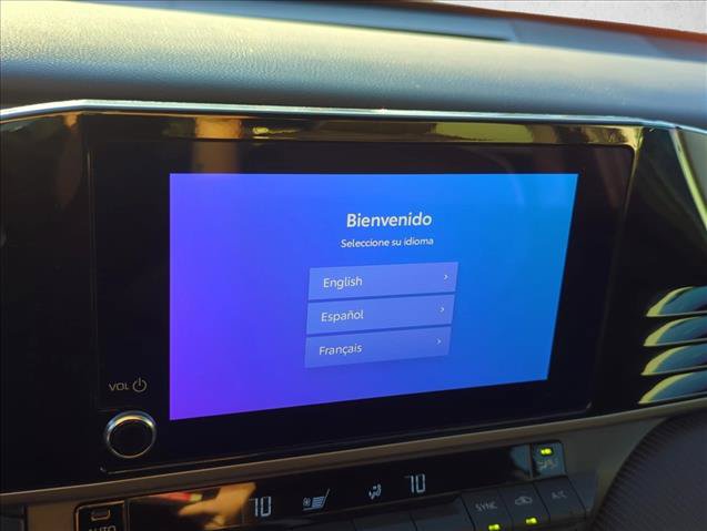Used 2025 Toyota Camry SE FWD image 16