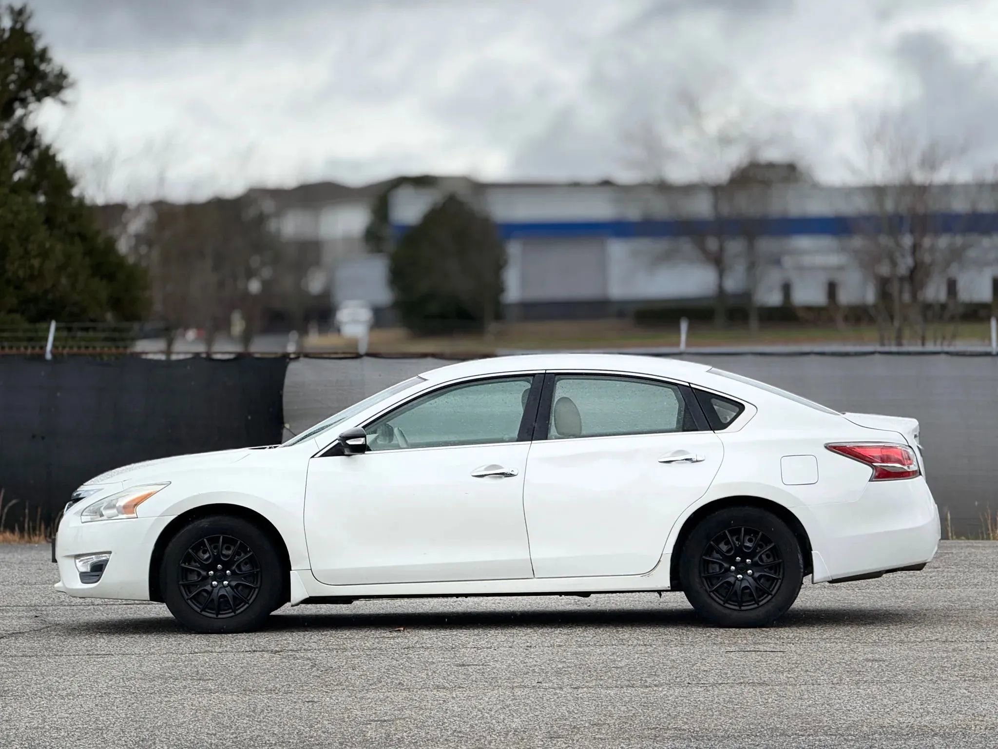 Used 2015 Nissan Altima 2.5 S w/ Power Driver Seat Package FWD image 8