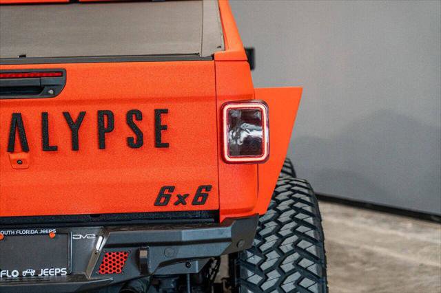 Used 2023 Jeep Gladiator Sport image 10